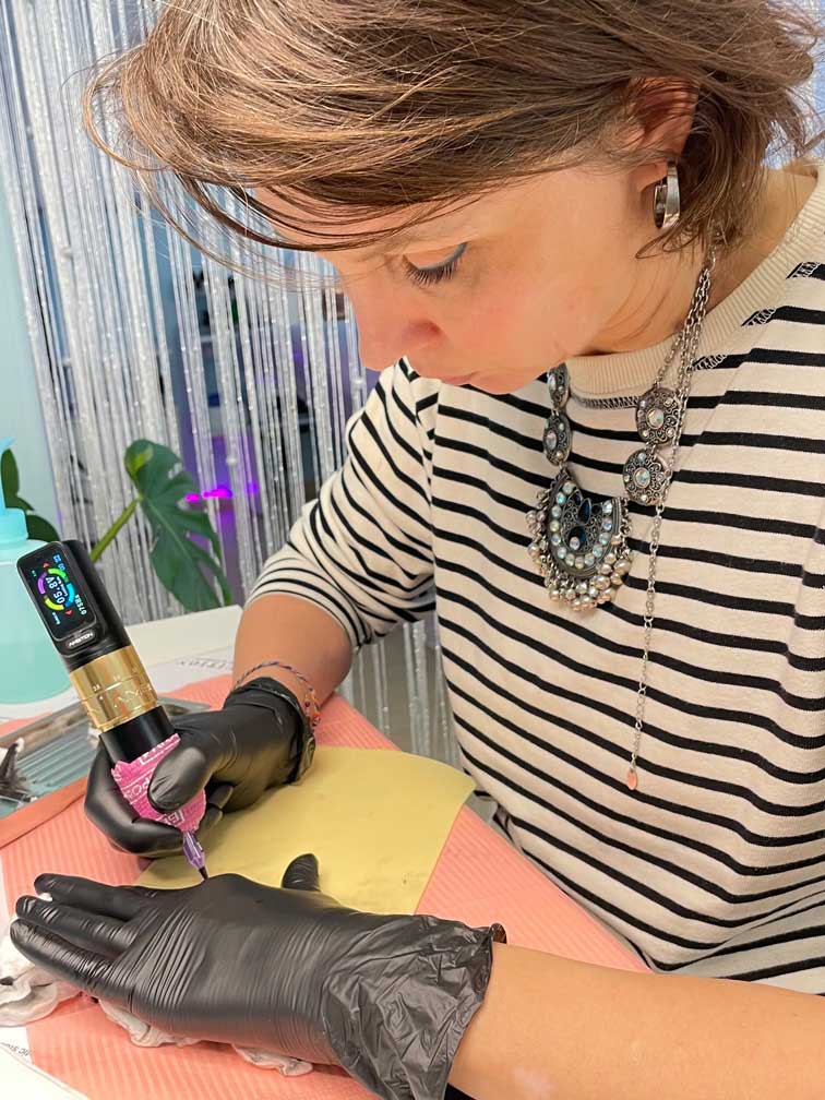 Обучение камуфляжу в Минске, обучение камуфляж, минск, aesthetic camouflage, обучение камуфляж минск, камуфляж шрамов обучение, камуфляж рубцов, камуфляж витилиго, камуфляж рубцов обучение, камуфляж шрамов обучение, перманентный камуфляж обучение, обучение камуфляж рубцов +и шрамов, обучение камуфляж перманентный макияж